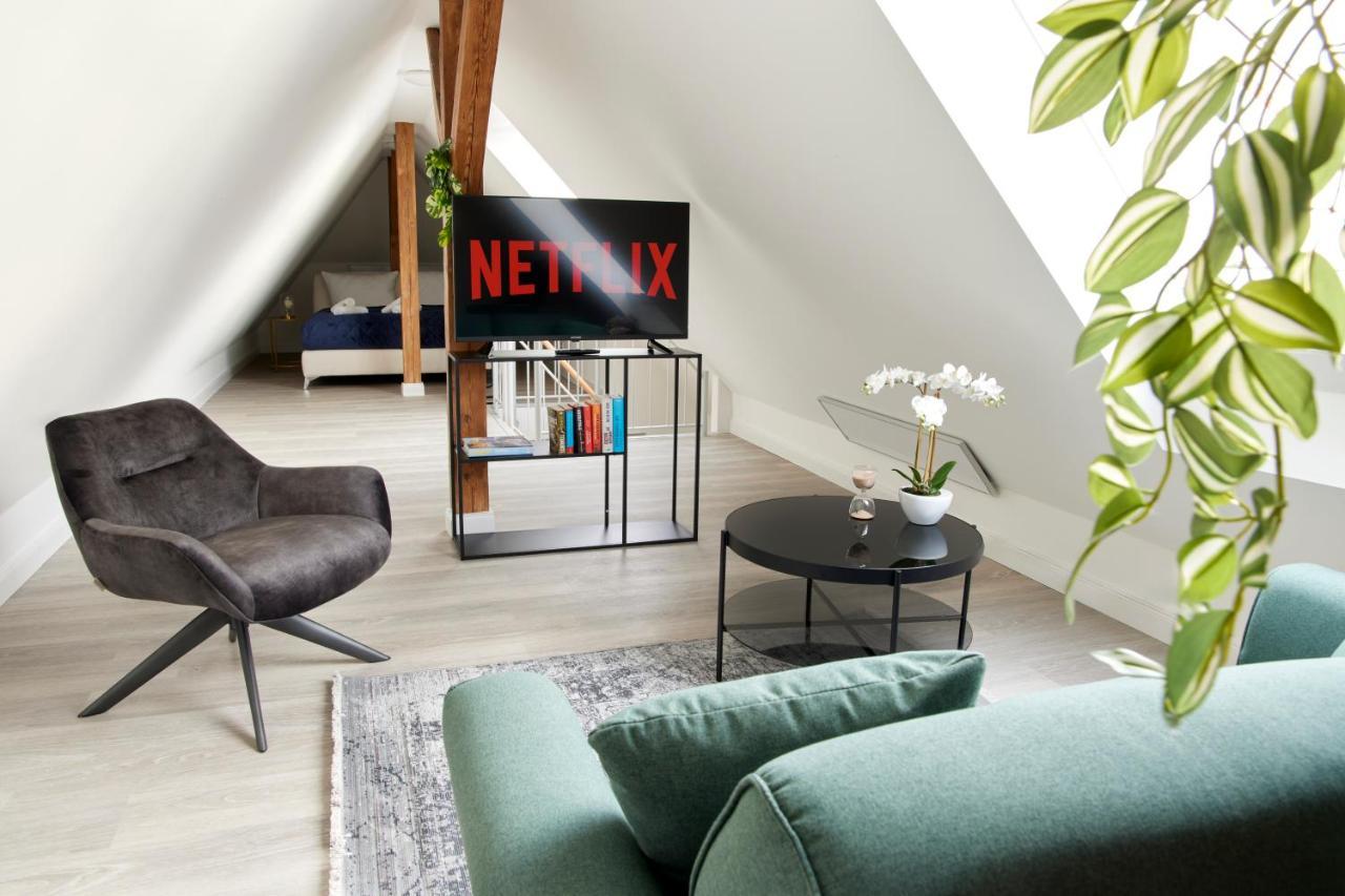 Schlossberg Residences - Xxl-Design-Apartment Mit Schlossblick Fuer Bis Zu 12 Personen Schwetzingen Dış mekan fotoğraf