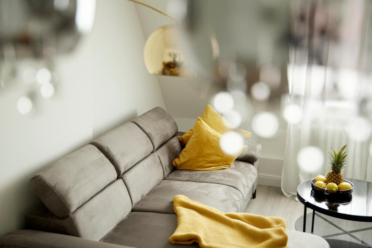 Schlossberg Residences - Xxl-Design-Apartment Mit Schlossblick Fuer Bis Zu 12 Personen Schwetzingen Dış mekan fotoğraf